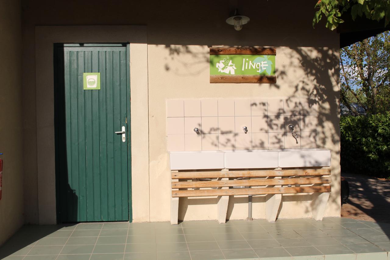 فندق Camping Forcalquier Les Routes De Provence المظهر الخارجي الصورة